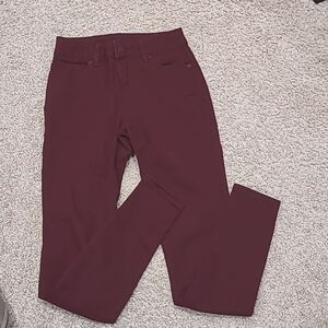 Like New Blue Spice burgundy jegging